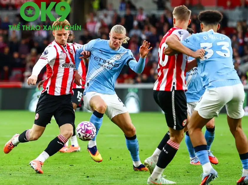Manchester City đối đầu Brentford tại tứ kết EFL Cup (Ảnh: ESPN) Manchester City đối đầu Brentford tại tứ kết EFL Cup (Ảnh: ESPN)