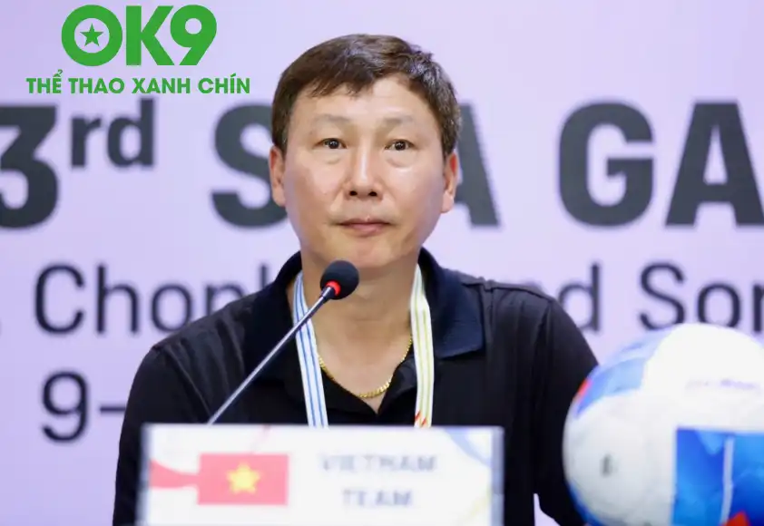HLV Kim Sang Sik tiết lộ lý do giúp U22 Việt Nam đánh bại được Malaysia HLV Kim Sang Sik tiết lộ lý do giúp U22 Việt Nam đánh bại được Malaysia